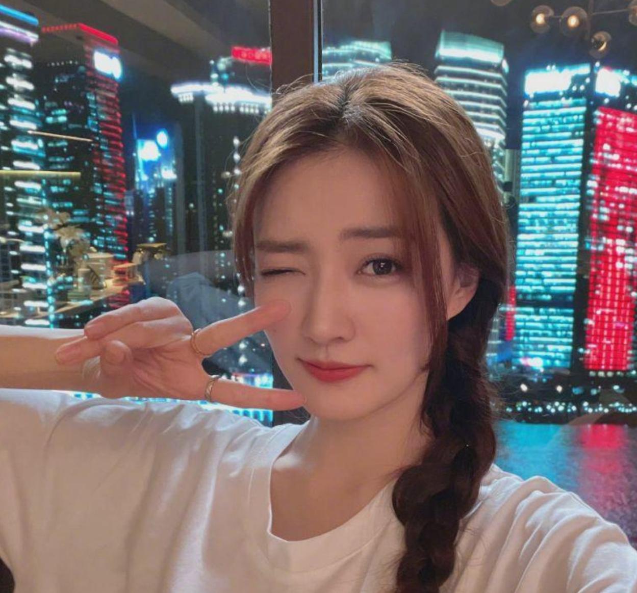 演员徐璐年轻照片,演员徐璐近况