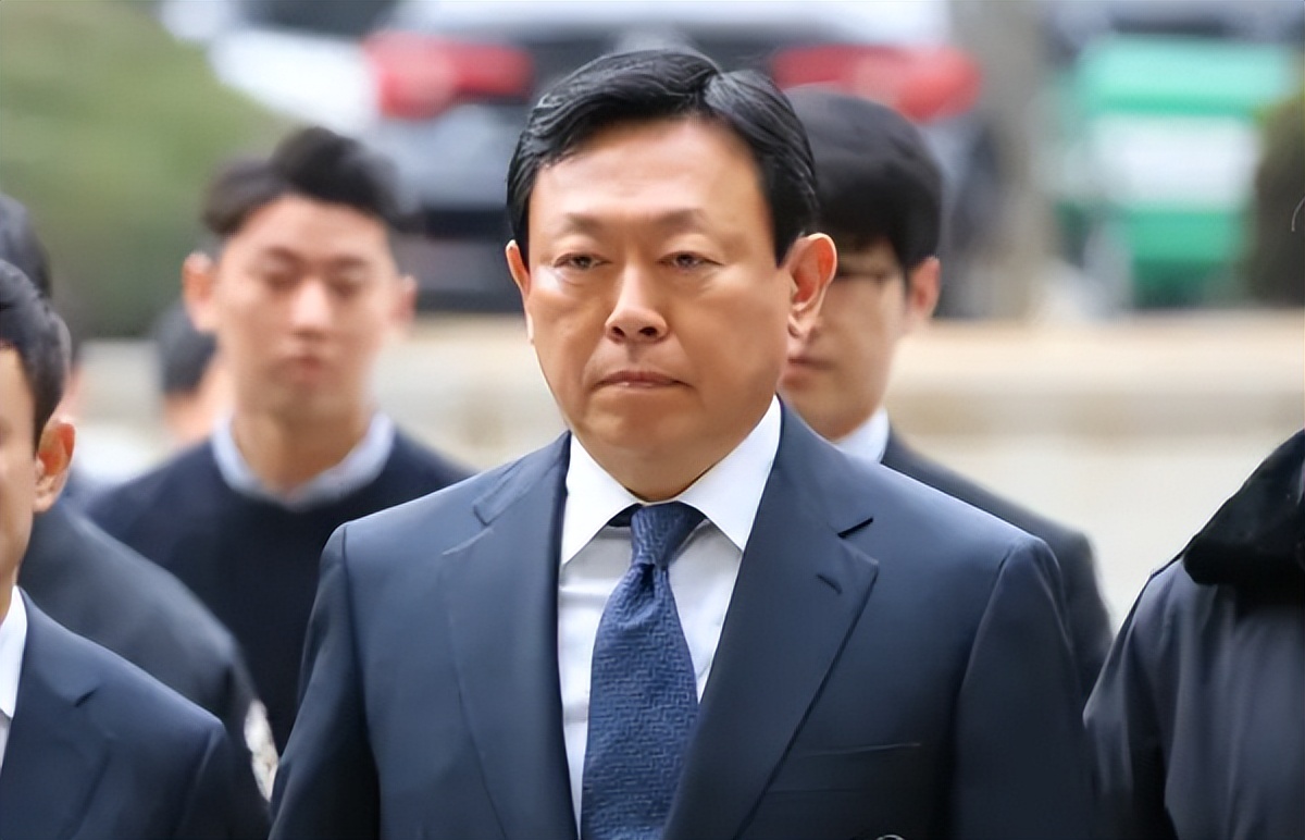 攀附日本发家，深陷各类丑闻，乐天家族没落得有理有据