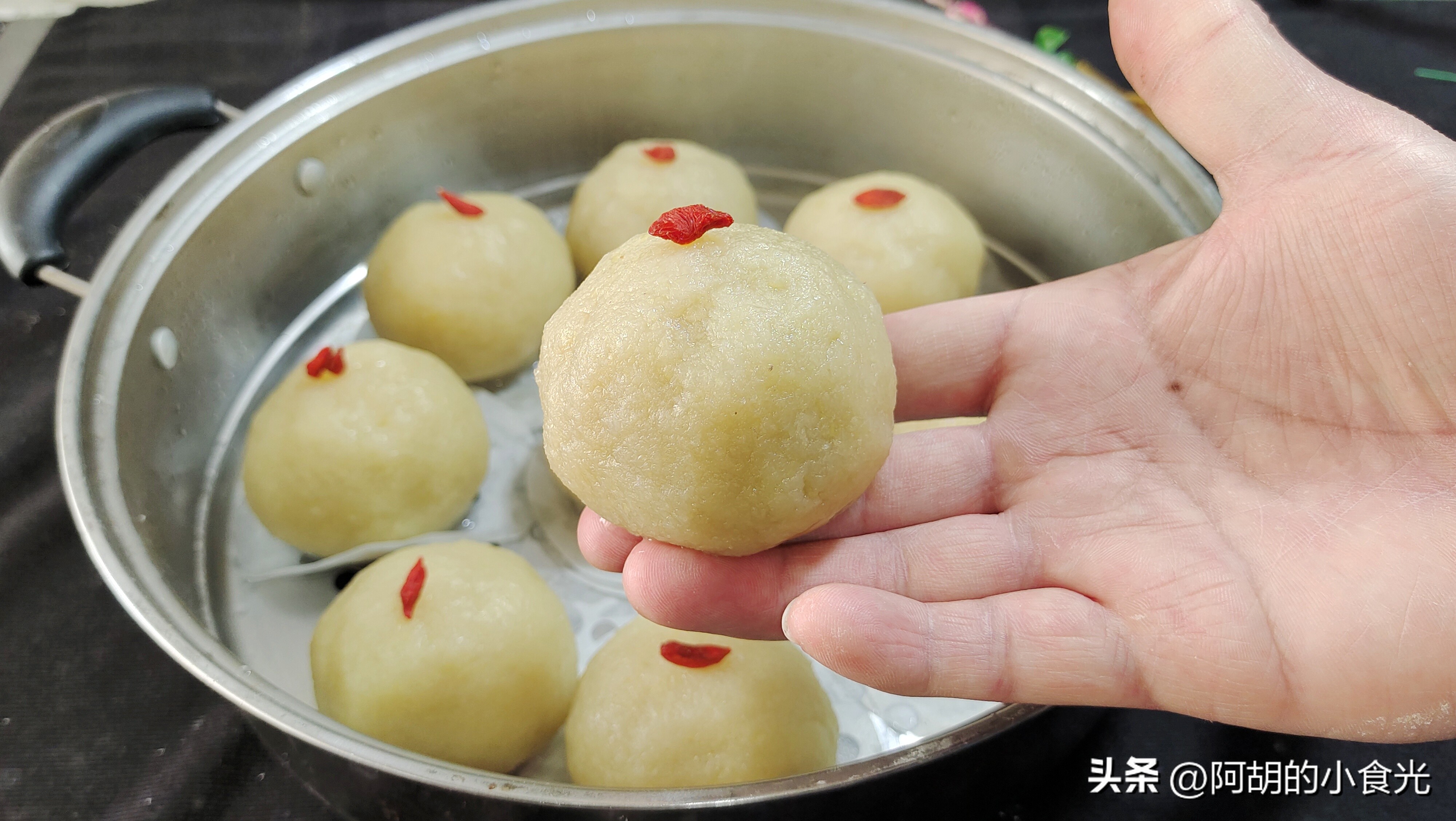 土豆磨糊包子：减肥者的“福音”！低脂又填肚子，好吃还不怕胖