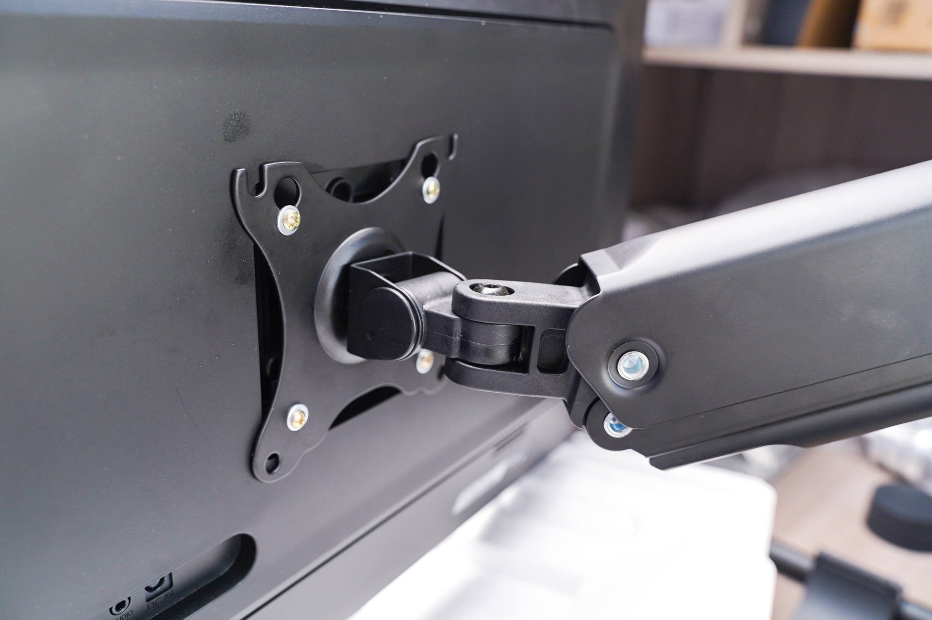 北弧显示器支架,搭建高端桌面