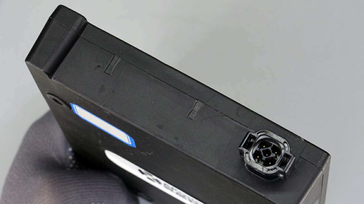 昱能光伏逆变器,昱能逆变器拆解