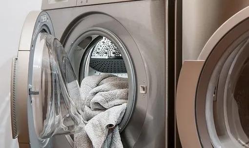 南方人回避一下回南天搞笑视频,如何回避回南天湿气入体