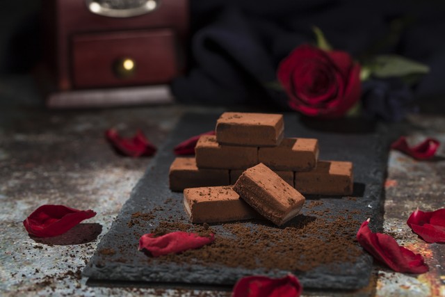 情人节就是男人一个人的节日吗,什么时候情人节成了女人的节日