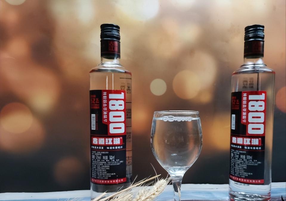 和汾酒黄盖一样的酒推荐,同价位的汾酒和汾阳王哪个更好喝