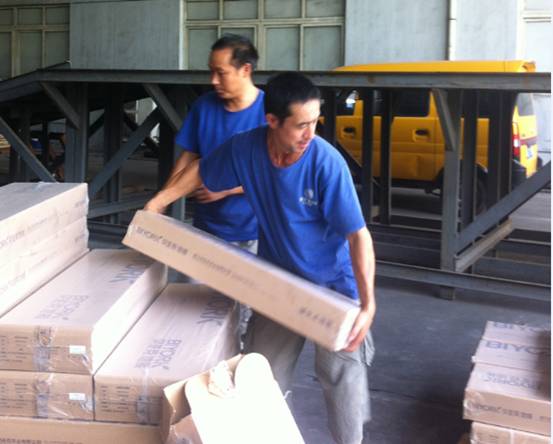 25岁女孩靠三千元赚到500万,初中生怎样赚到3000万