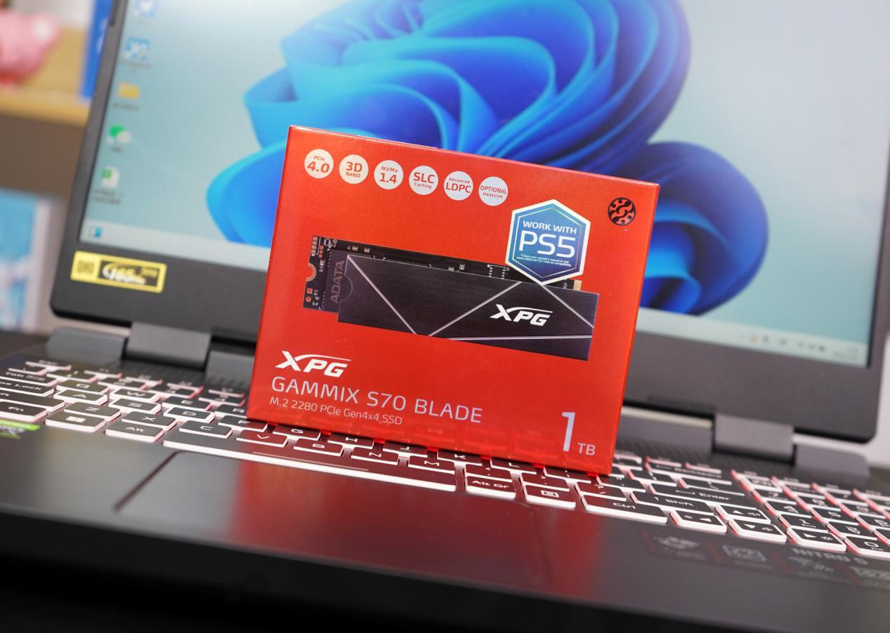 12代游戏本17寸,威刚xpg翼龙s70se4.01tb