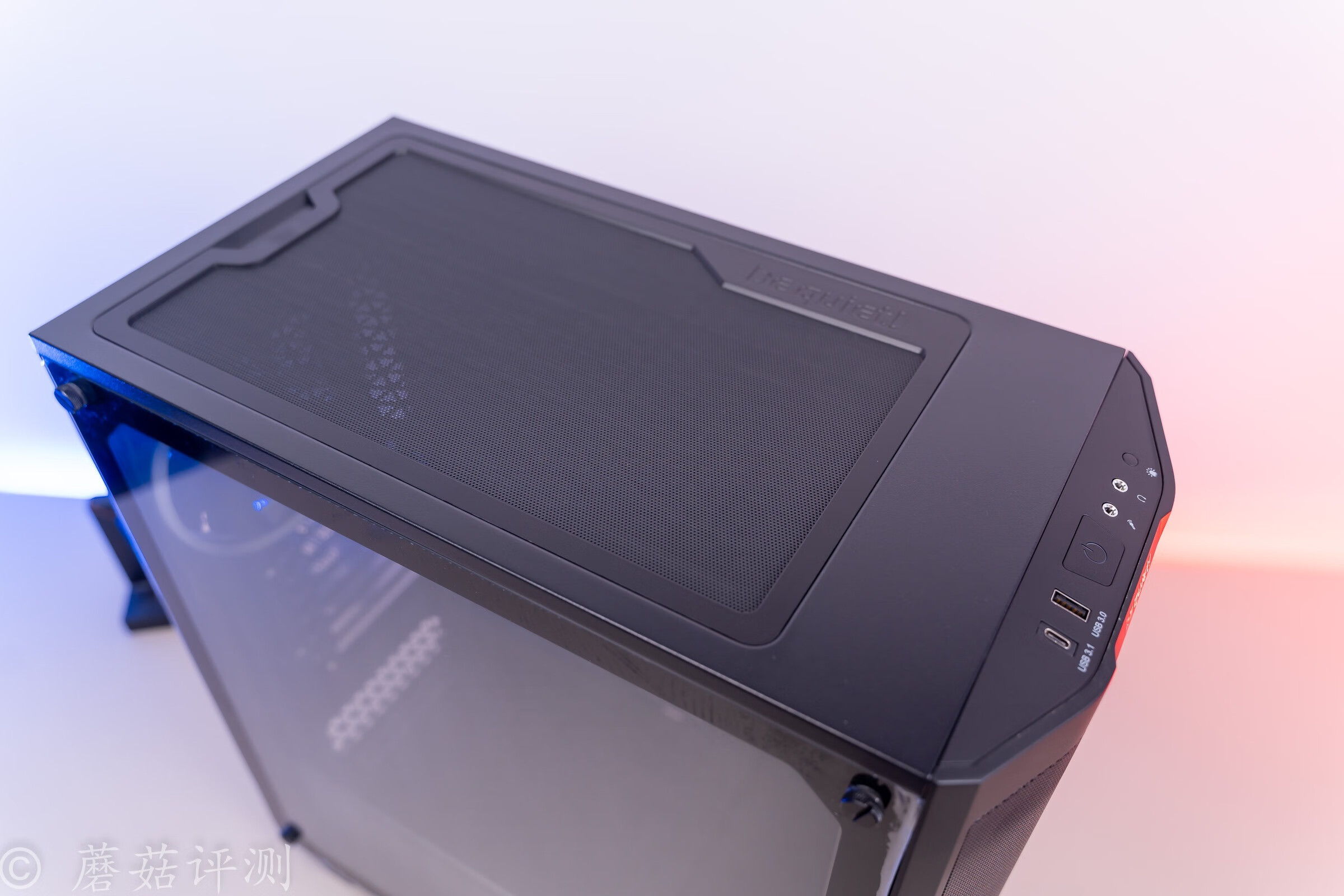 散热优秀，精致安静、德商德静界PUREBASE500FX中塔机箱体验评测