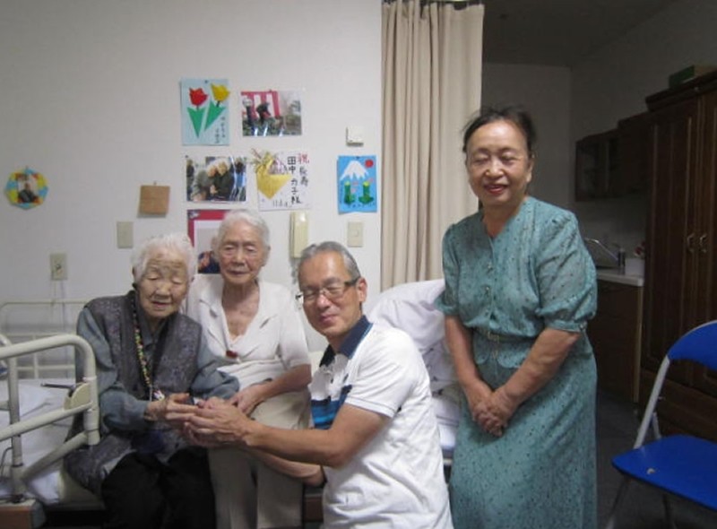 119岁的田中力子:当下最长寿的人,两度患癌,长寿秘诀有点奇怪