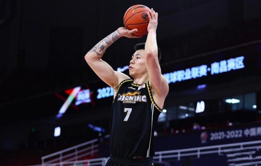 辽宁男篮热身赛赛程出炉，弗格PK山东三外援，大战深圳看点十足