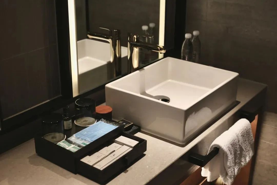 云雾缭绕人间仙境富春山居图,富春山居图旅游