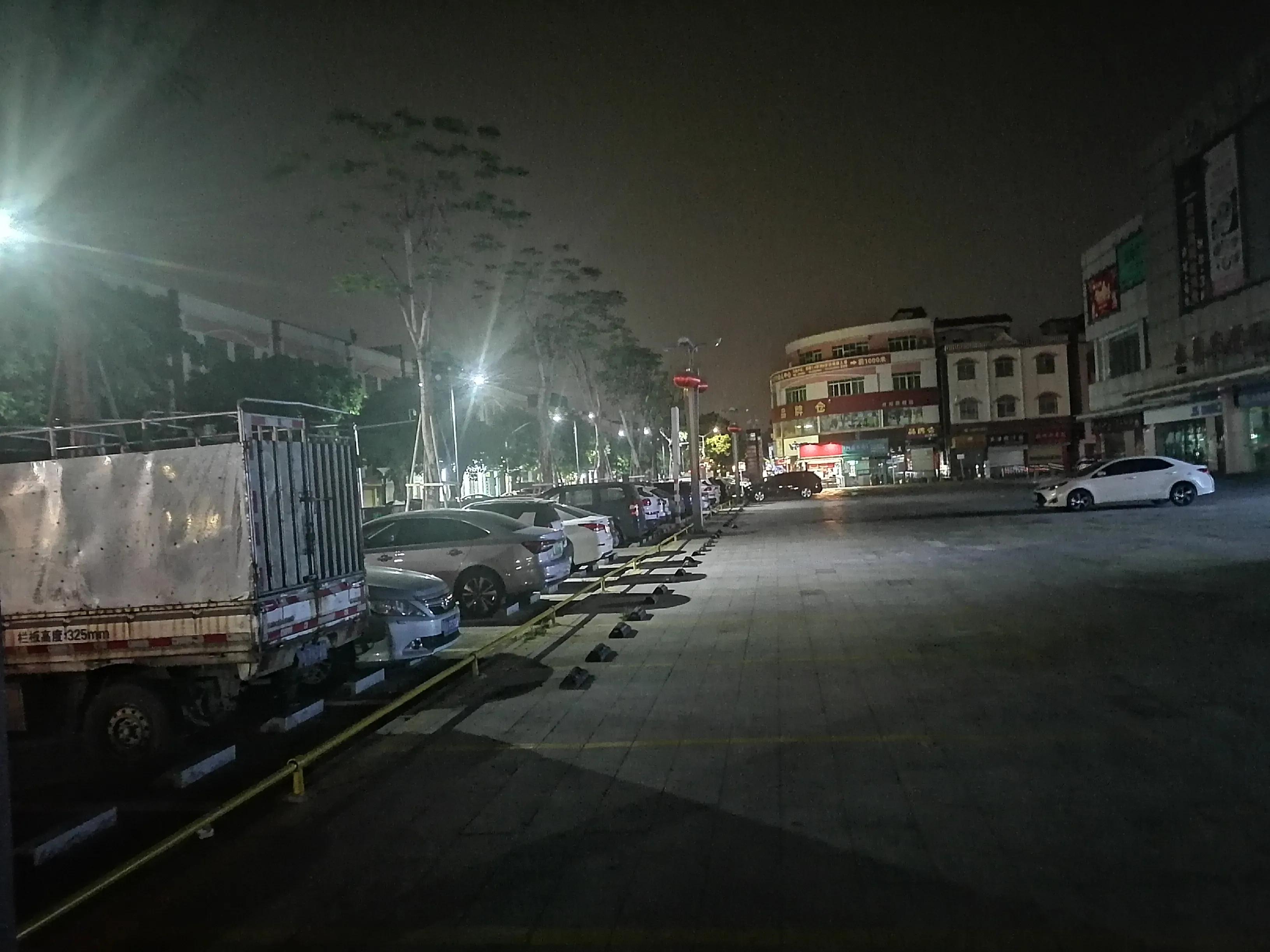 我的随谈札记第4期：六十多岁摩的司机讲述他心声（外两篇）