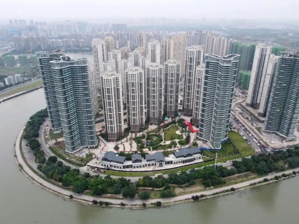 恒大是如何撬动2万亿的,恒大的2.4万亿哪里来的