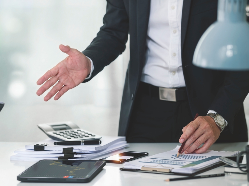 施王物联X兰亭酒店公寓丨一键解决公寓企业管理经营难题