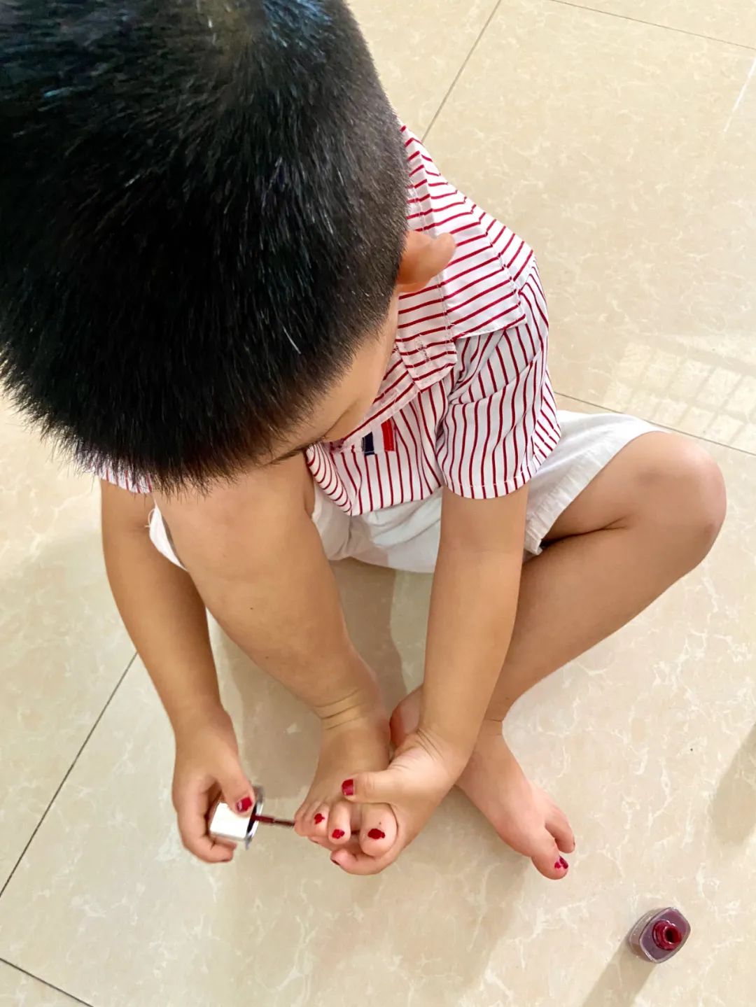 7月份人来人往街道,7月北京人山人海