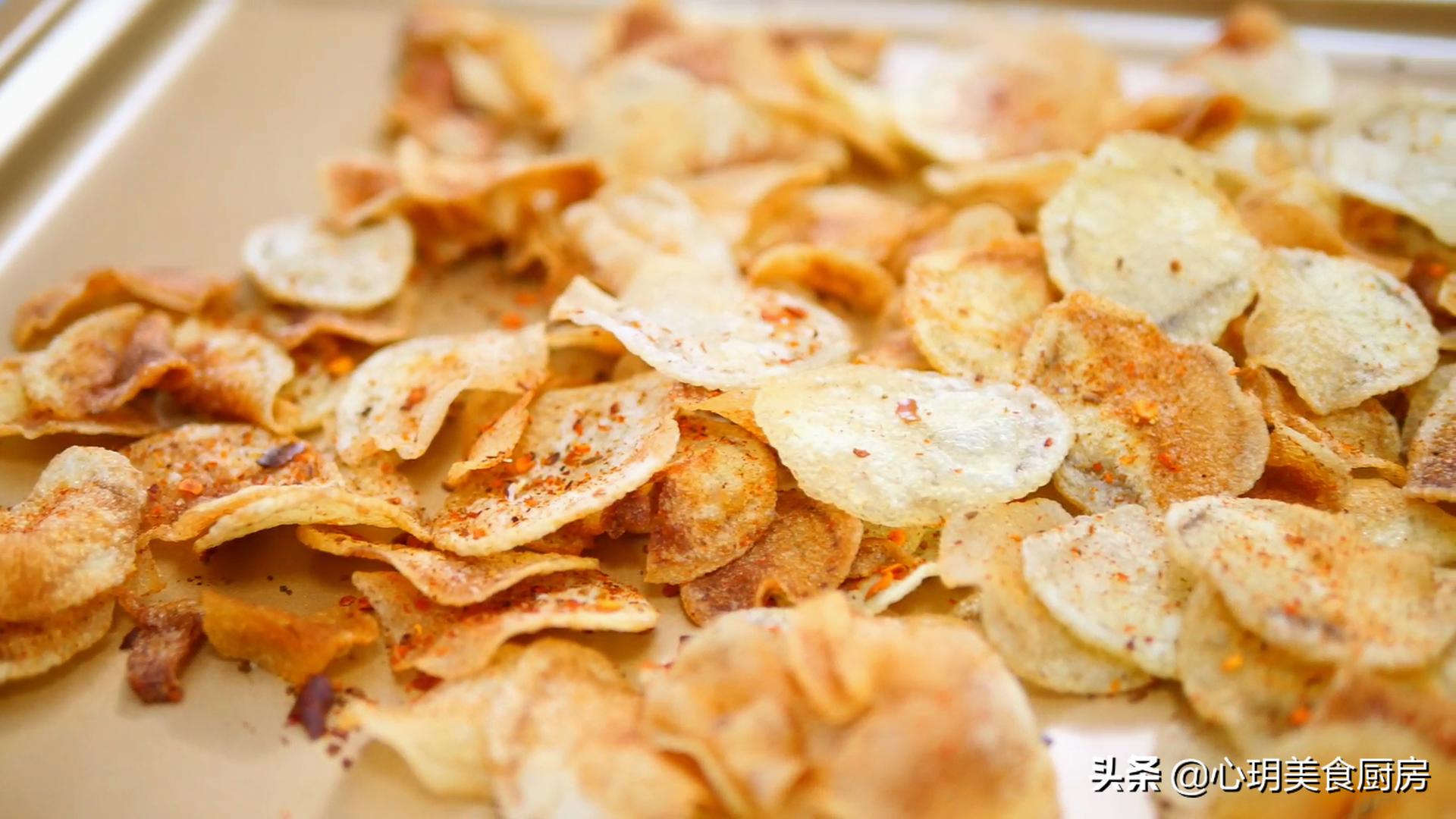 怎么用土豆炸薯片最简单的方法,在家用土豆就能做的炸薯片