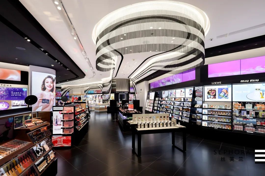 丝芙兰上海未来体验店,丝芙兰官网和线下门店区别