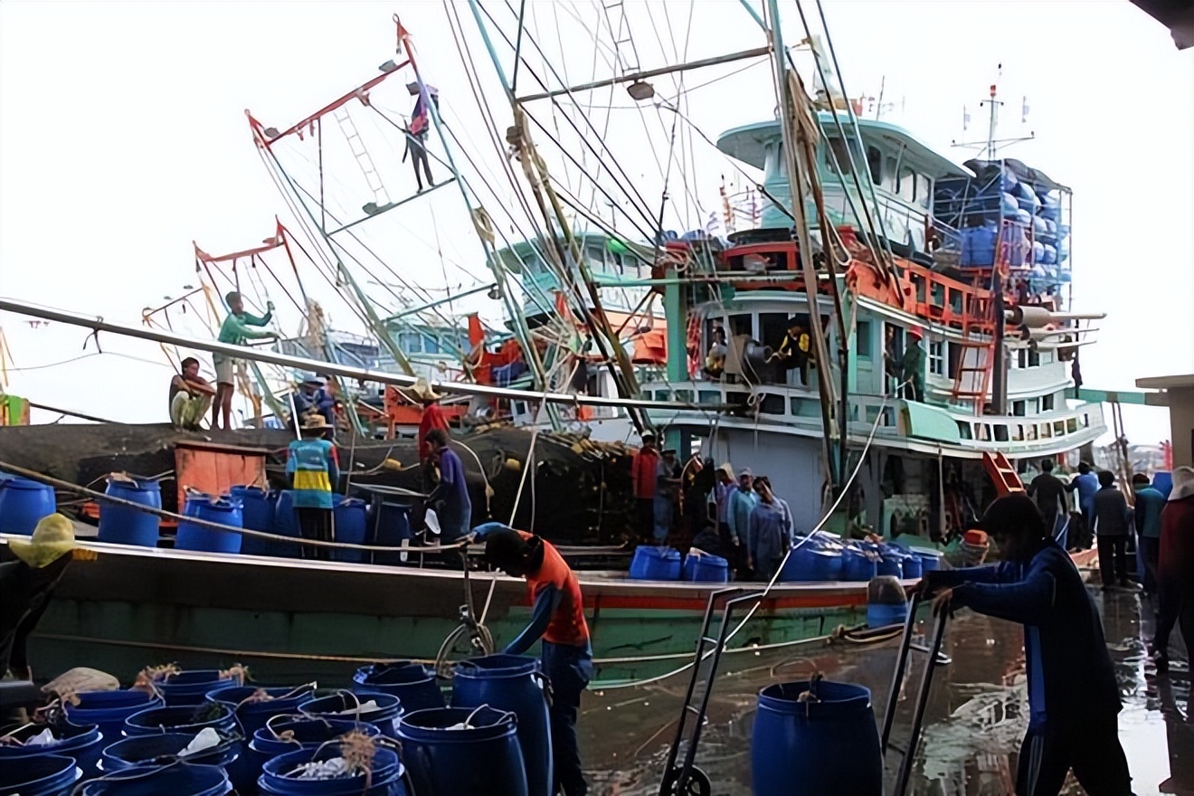 割腰子，做奴工：5000万人失踪全球包邮，现代人口*市黑**有多可怕？