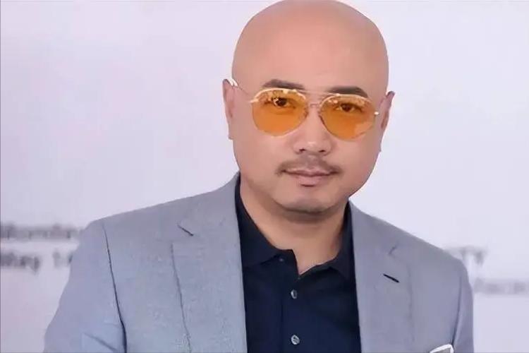 徐峥辟谣资产遭冻结,徐峥否认数亿资金被冻结