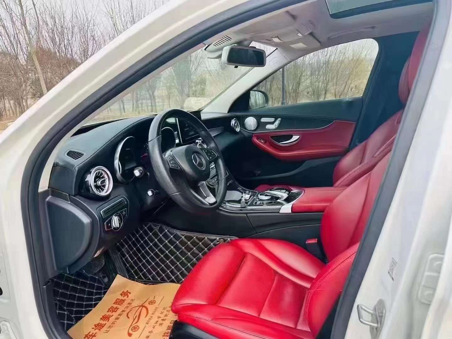 2017奔驰c200l二手车为什么比cla200贵,18款奔驰c200白外红内成都