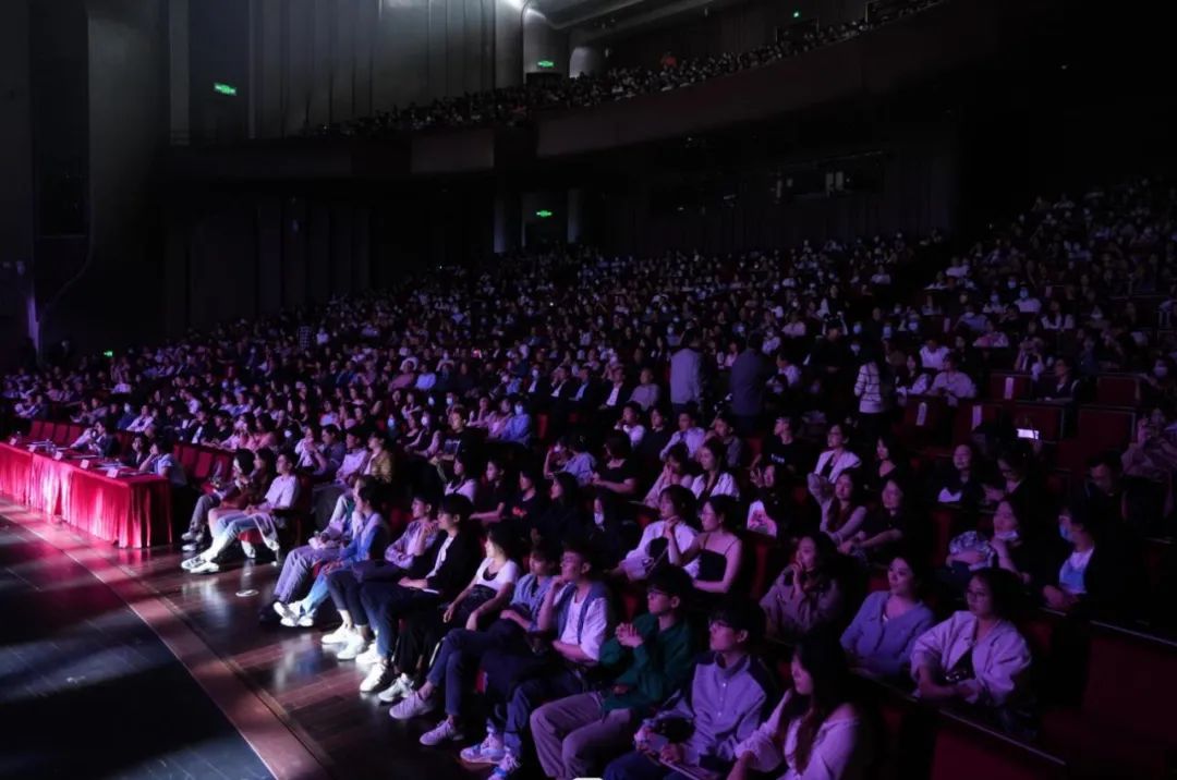 震撼现场|2023“炫·青春”南通大学艺术学院毕业展演绽放通城