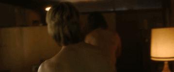 31年作品从未断过,这影史第一丑闻终于公开,满屏血色根本不敢看