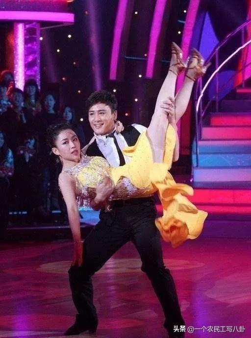 40岁潘晓婷身价8亿,九球天后潘晓婷40多岁仍然单身