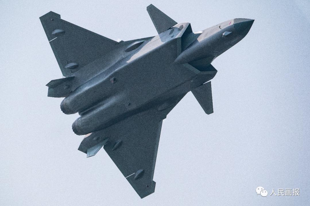 歼20首飞纪录片完整版,歼-20首飞珍贵画面曝光