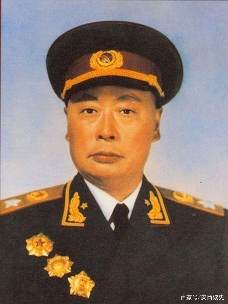 打仗靠粟裕的陈毅，为何能够成为排名第六的元帅？资历当之无愧