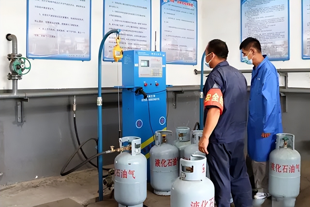 液化气罐改柴火炉注意事项,清洗液化气罐注意事项