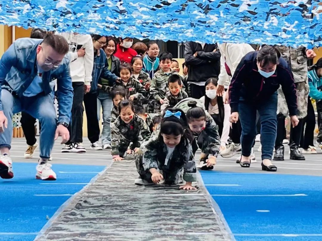 童心系国防共筑强军梦—郑东新区龙翔第四幼儿园春季亲子运动会