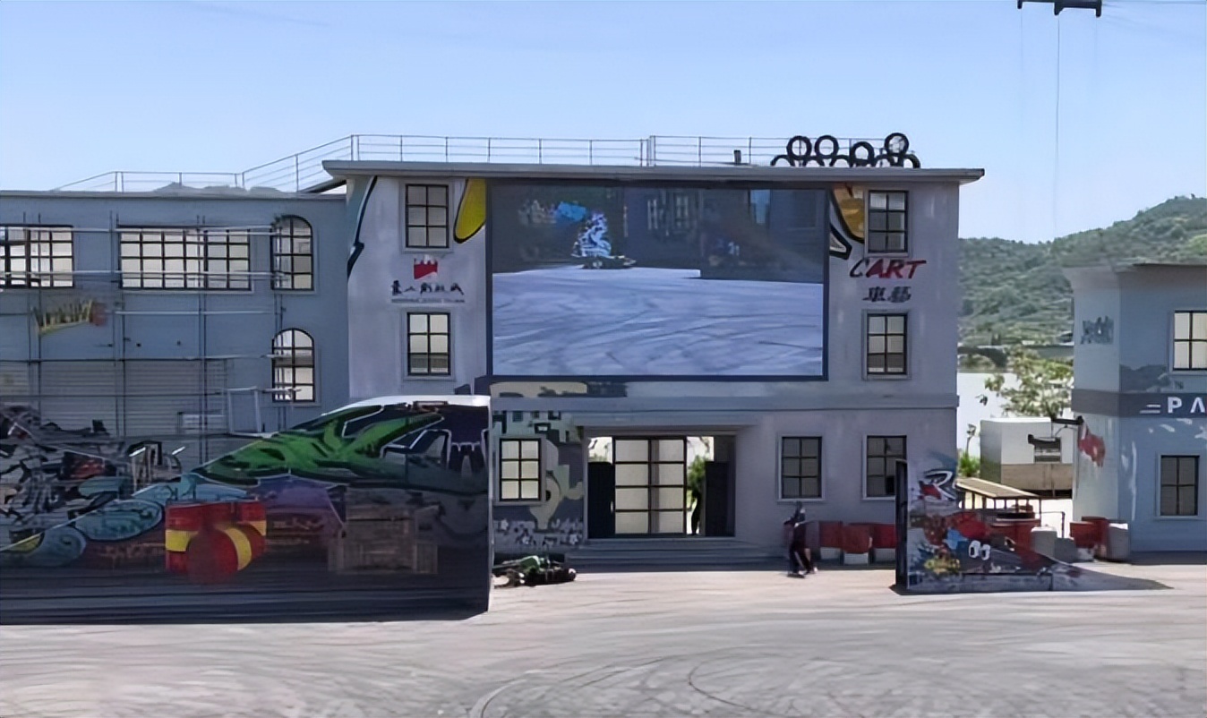 象山飞车特技事故视频,象山影视城飞车表演发生意外