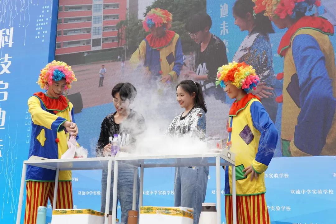 教育温暖的瞬间,一分钟看懂成都教育