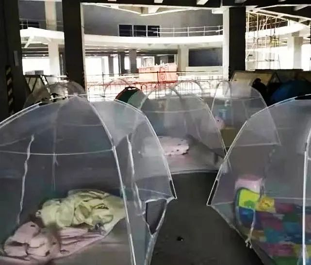 房价下跌郑州出现的烂尾楼,房价暴跌建筑商怎么办