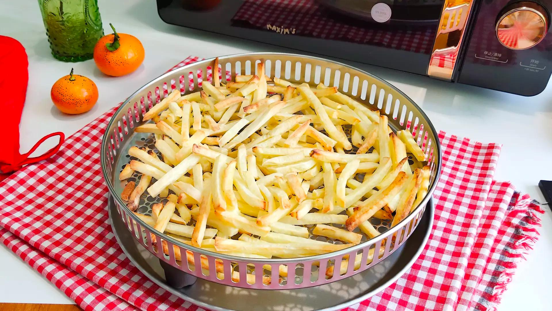 家里的烤箱、空气炸锅都在吃灰，还要添一台空气炸烧烤微波炉？