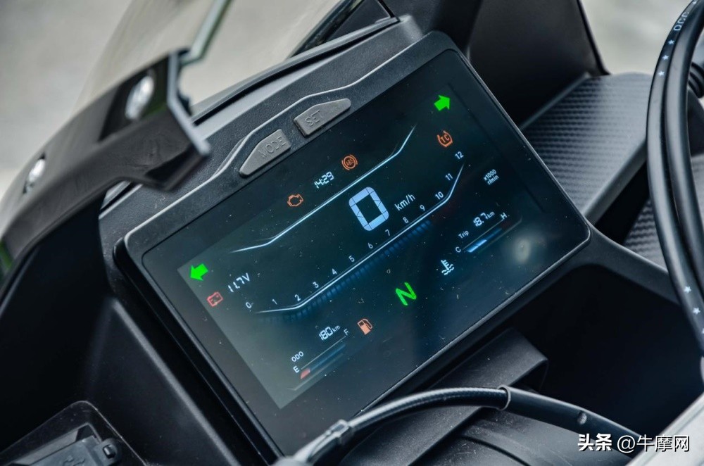 入门仿赛推荐1-2万双缸,赛科龙rc250仿赛震动大吗