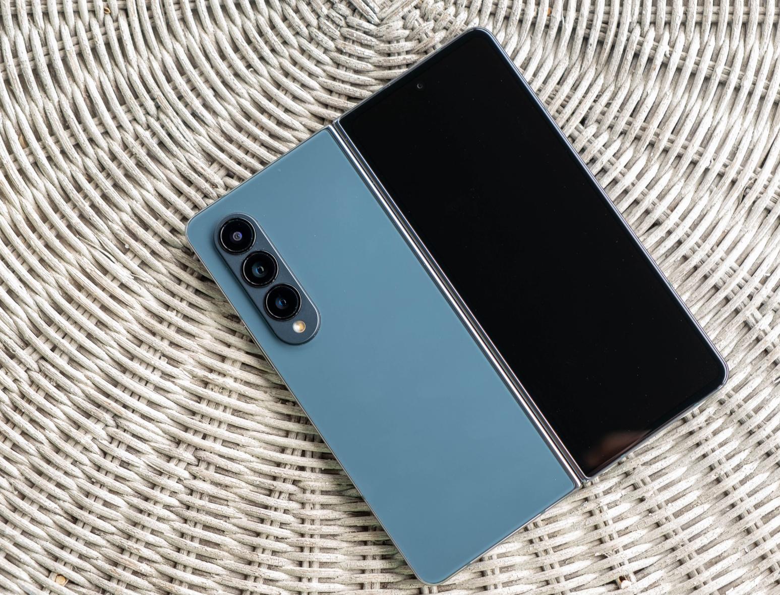 三星galaxyzfold5爆料,三星galaxyzfold5值得购买吗