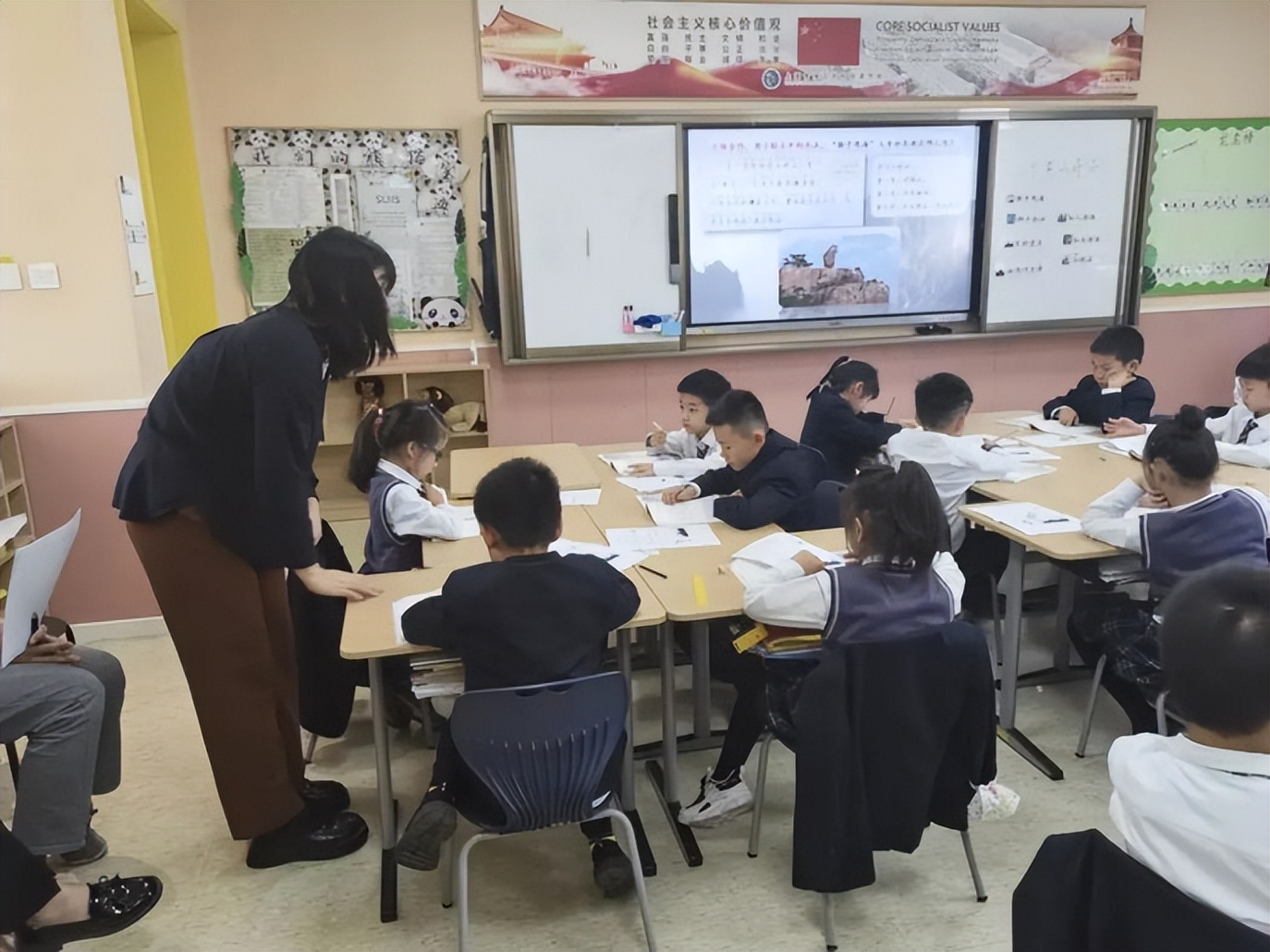 家校共育中小学大课堂,优质教育家校共育