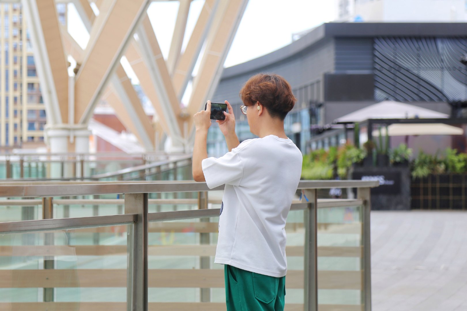 设计感强音质好的耳机,索尼linkbudss对比三星buds2pro