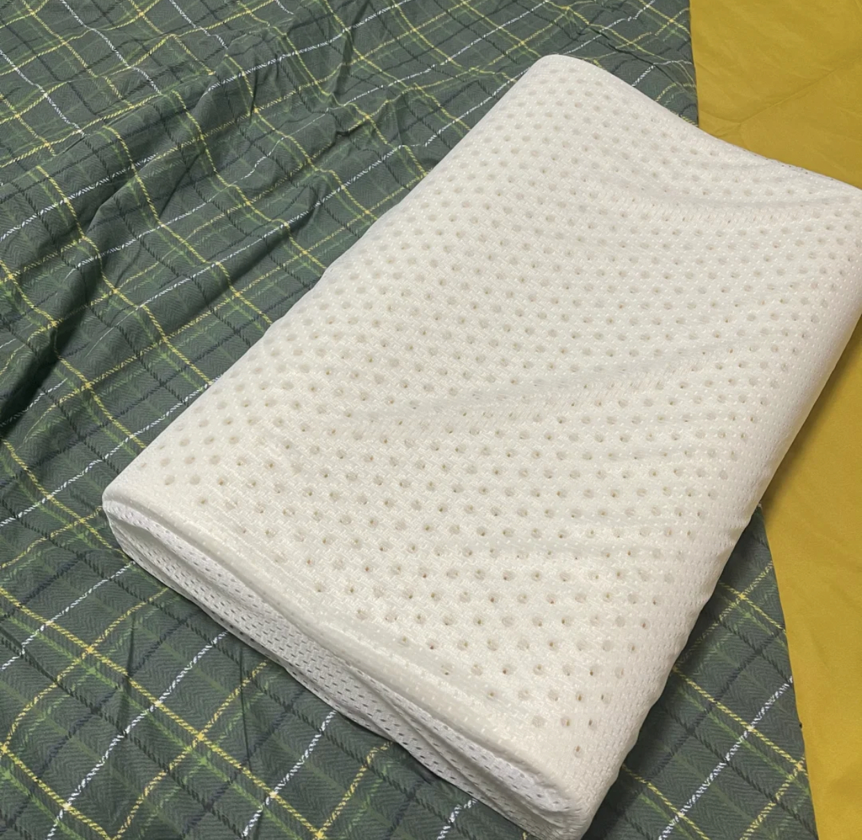 荞麦枕乳胶枕到底哪个好,睡乳胶枕好还是荞麦枕好