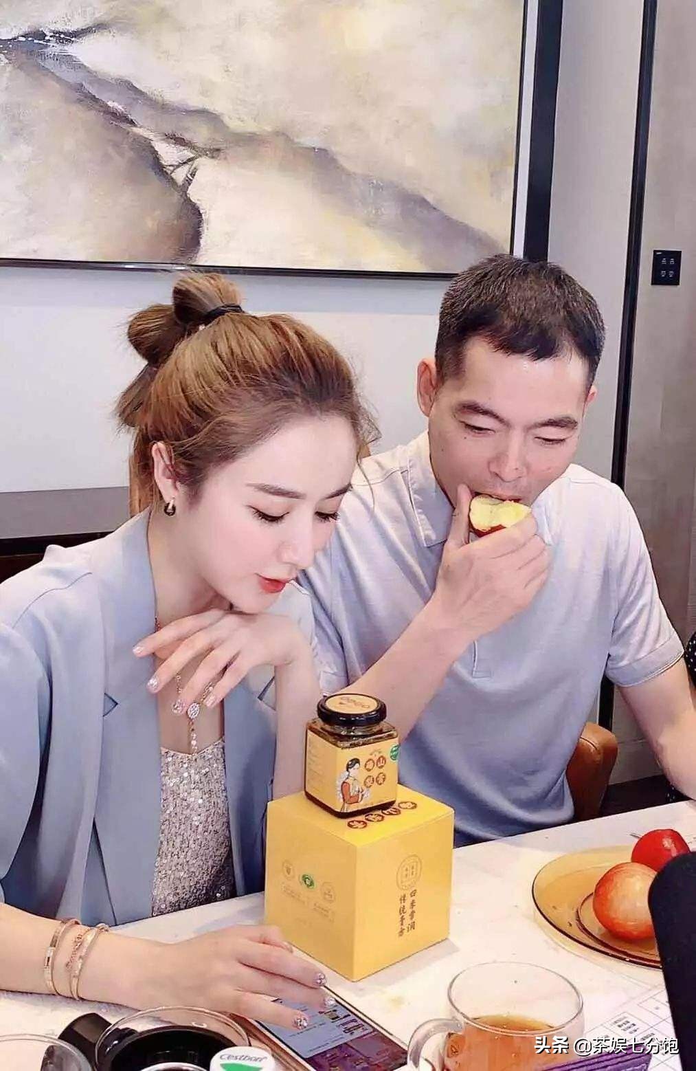 从服装店导购到偷*税漏**被罚13亿，“直播一姐”薇娅如何走向深渊的