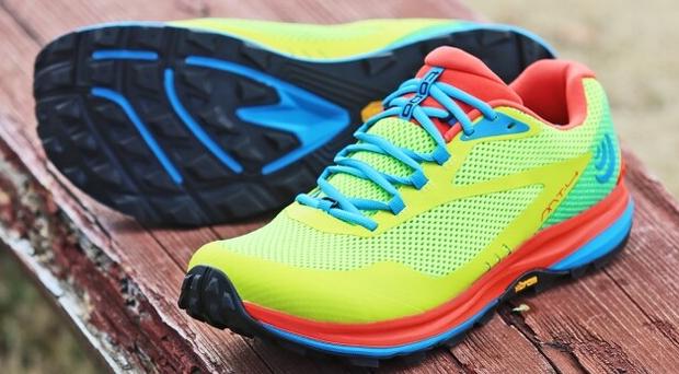 最耐穿的越野跑鞋排行榜前十名,跑者世界十佳越野跑鞋