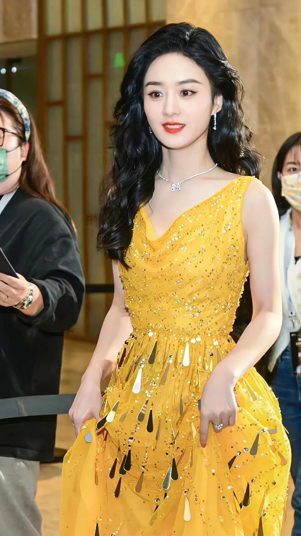 欧豪赵丽颖花开半夏第一次相遇,风吹半夏欧豪和赵丽颖的经典片段