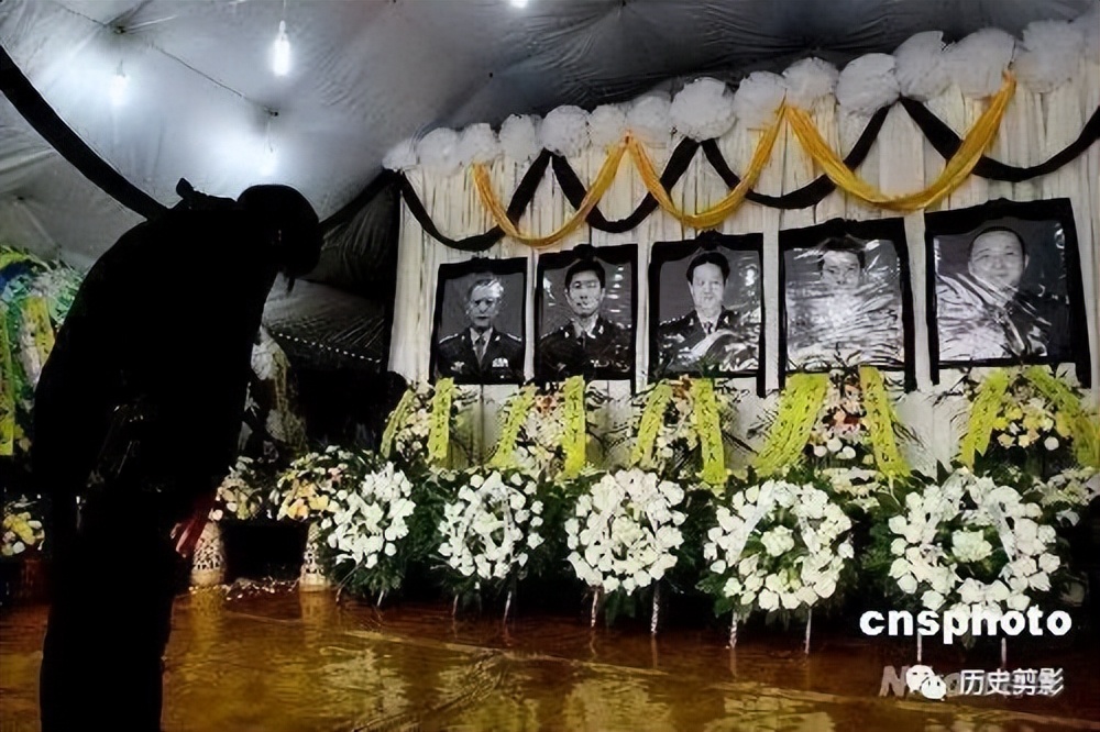 汶川地震15周年：100张照片，100个让人泪流满面的瞬间