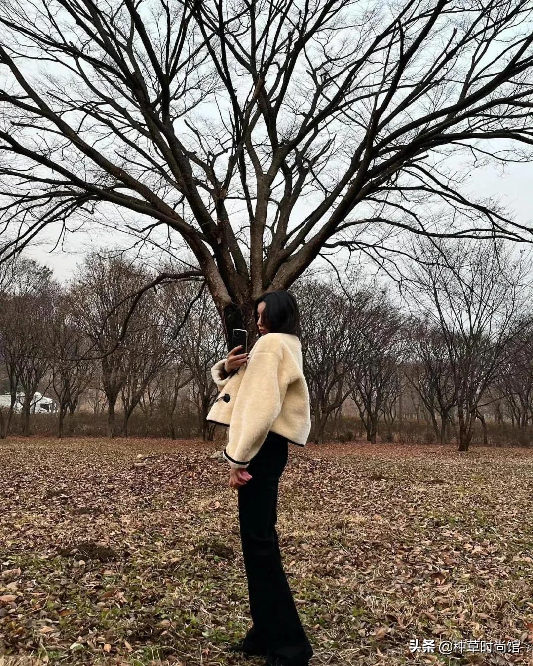 4种不同风格的春季穿搭示范,4种风格20套冬日穿搭照着穿就对了