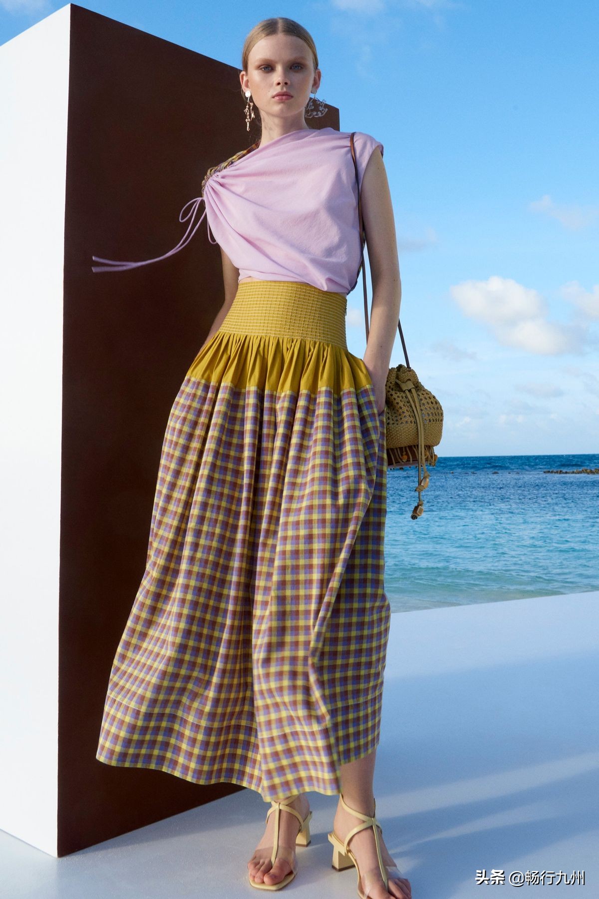 toryburch2022春夏连衣裙,2019toryburch春装