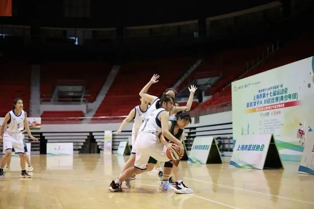 青春飞扬现场表演,市运会赛场上的精彩瞬间