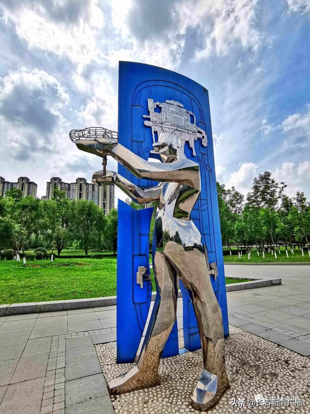 看过人世间你就会明白,看过人世间就懂得人情世故