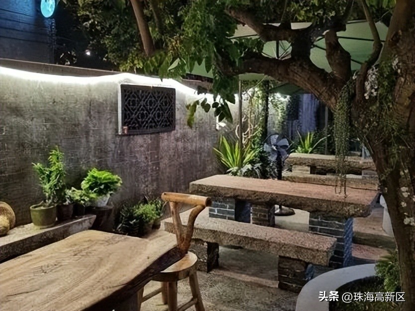 古色古香的明清风格的美食古街,古街古巷古村落风景到此一游