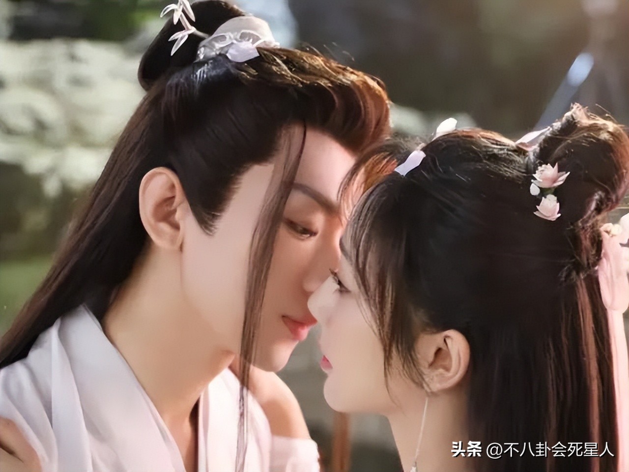 近期热播的8部剧，本以为都会糊，没想到出现一匹黑马