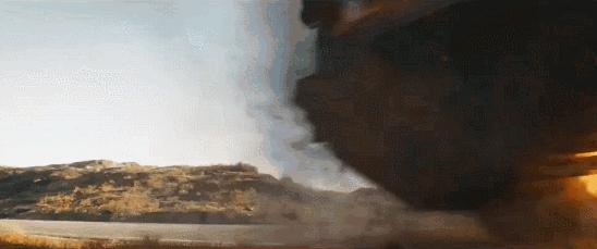 爽麻了！尺度美女全程飙车，它一回归，全球影迷都得高潮…